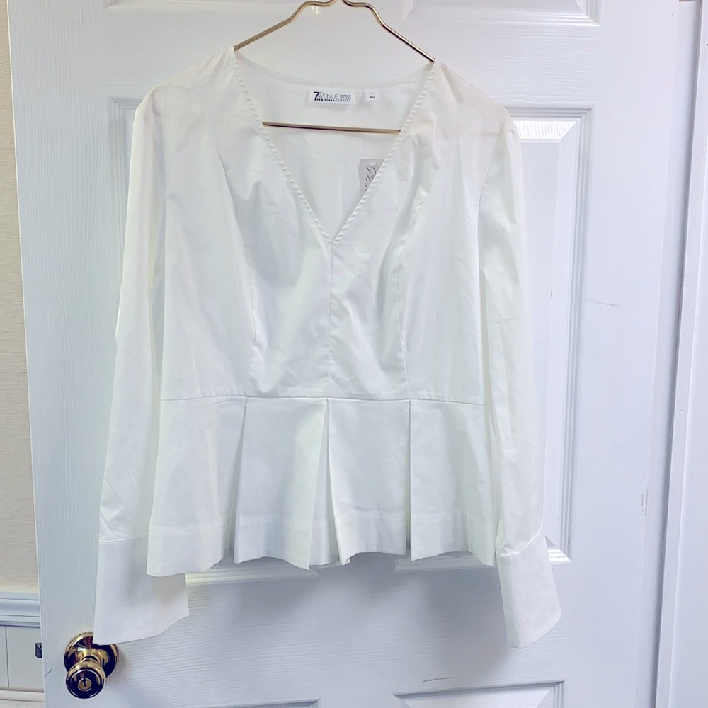 White 7th Ave blouse Size Large